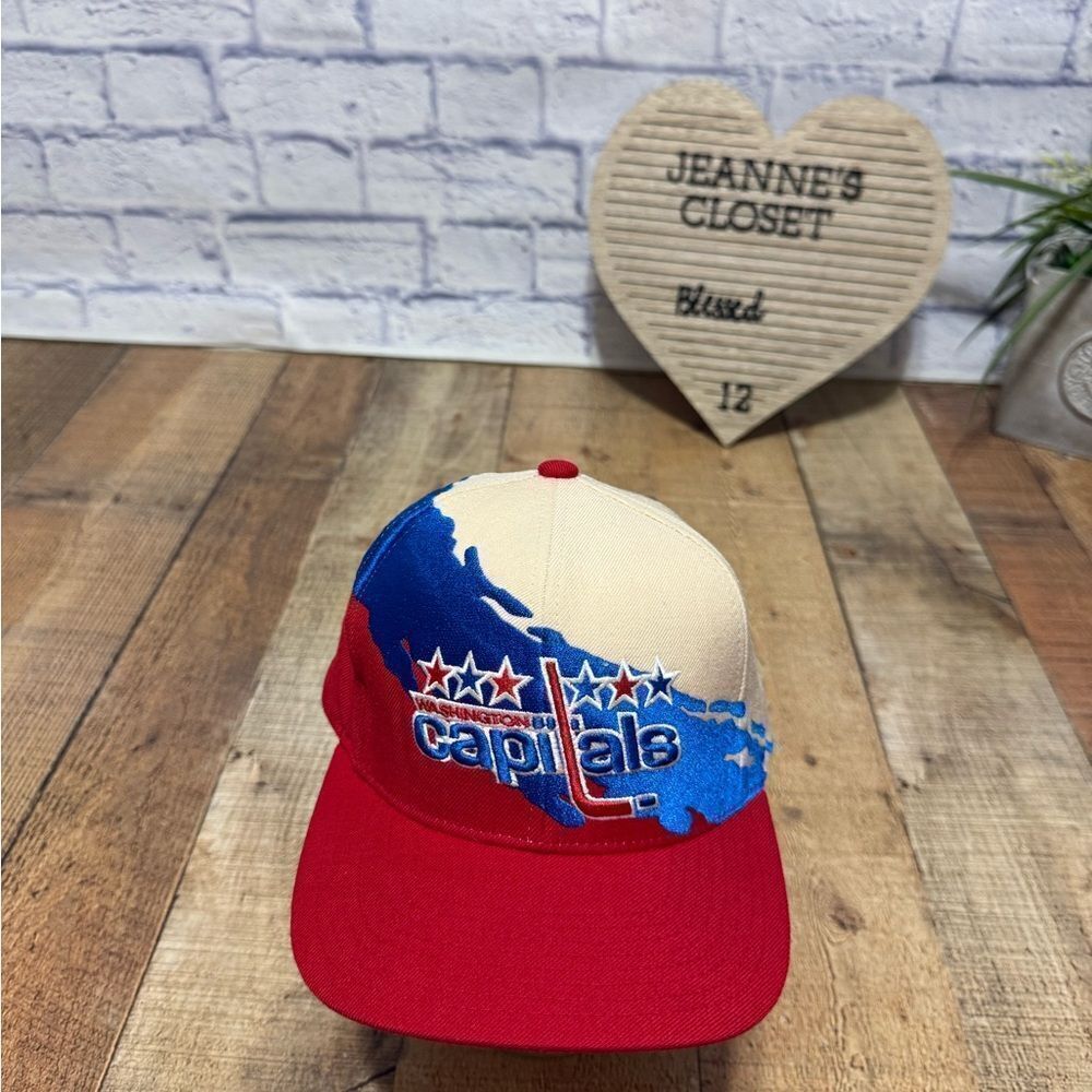 Washington Capitals Mitchell & Ness NHL Snapback Hat Cap Logo 2011